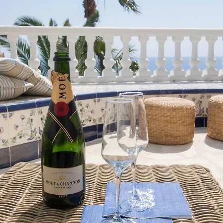 Frontline Villa, Five Star Deluxe Вилла