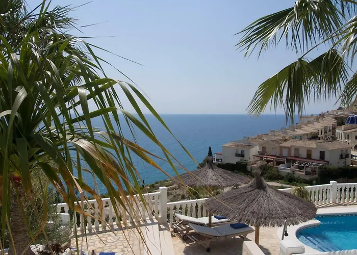 Villa Frontline Villa, Five Star Deluxe *