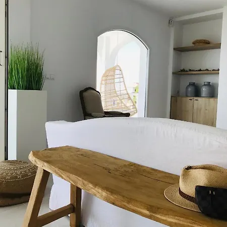Frontline Villa, Five Star Deluxe Villa *